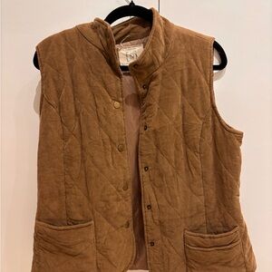 Relativity Quilted Corduroy Vest in Caramel Brown